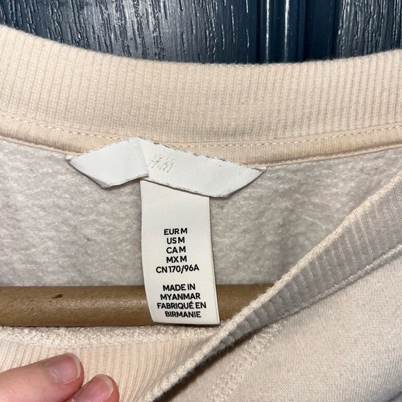 H&M Cream and Black Striped Crewneck Sweater - Picture 5 of 6